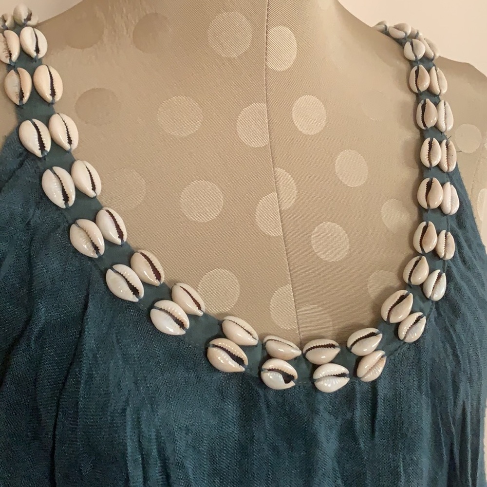 NWT free people tan with cowrie shells 🐚 L - Picture 3 of 5